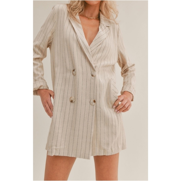 Sage the Label Women's Beige/Tan Pinstripe Oversized Mini Blazer Dress Size XS - Picture 1 of 9